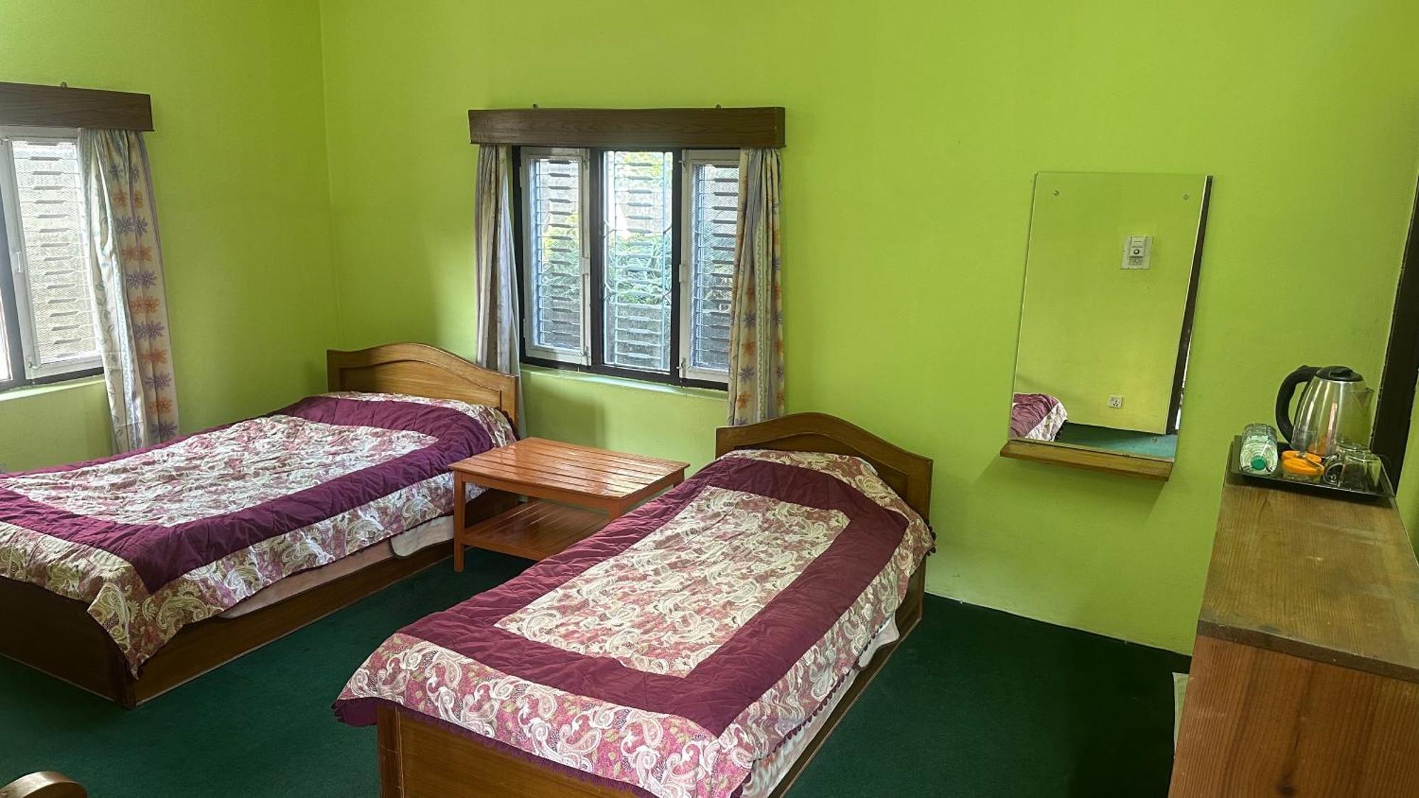 New Pokhara Lodge - Pokhara Lakeside Ngoại thất bức ảnh