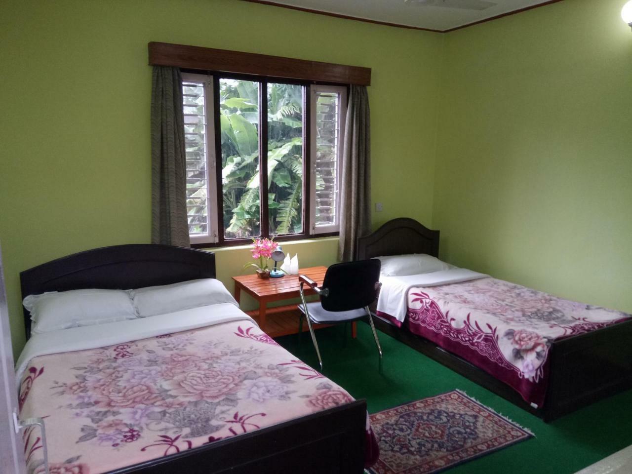 New Pokhara Lodge - Pokhara Lakeside Ngoại thất bức ảnh